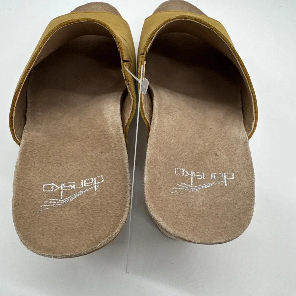 Dansko Women'S Tandi Sandal Yellow Milled Leather Size 38 New